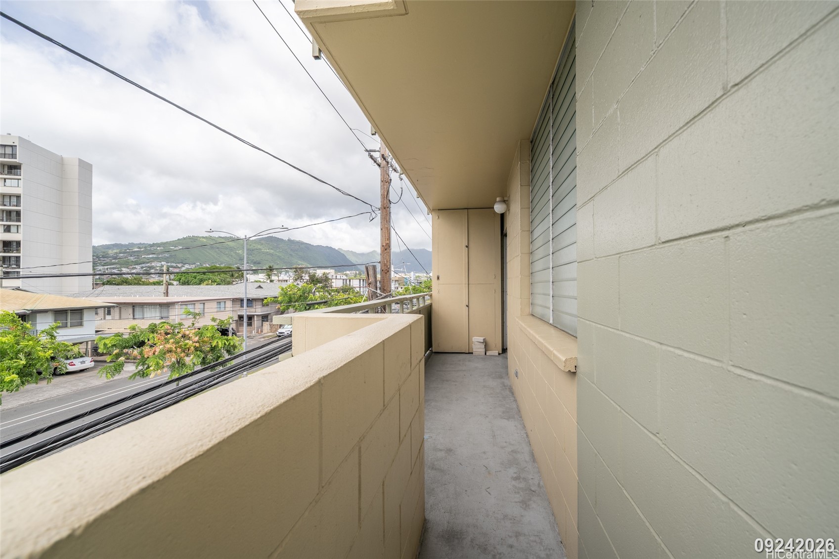 727 University Avenue 201 Property Photo 19