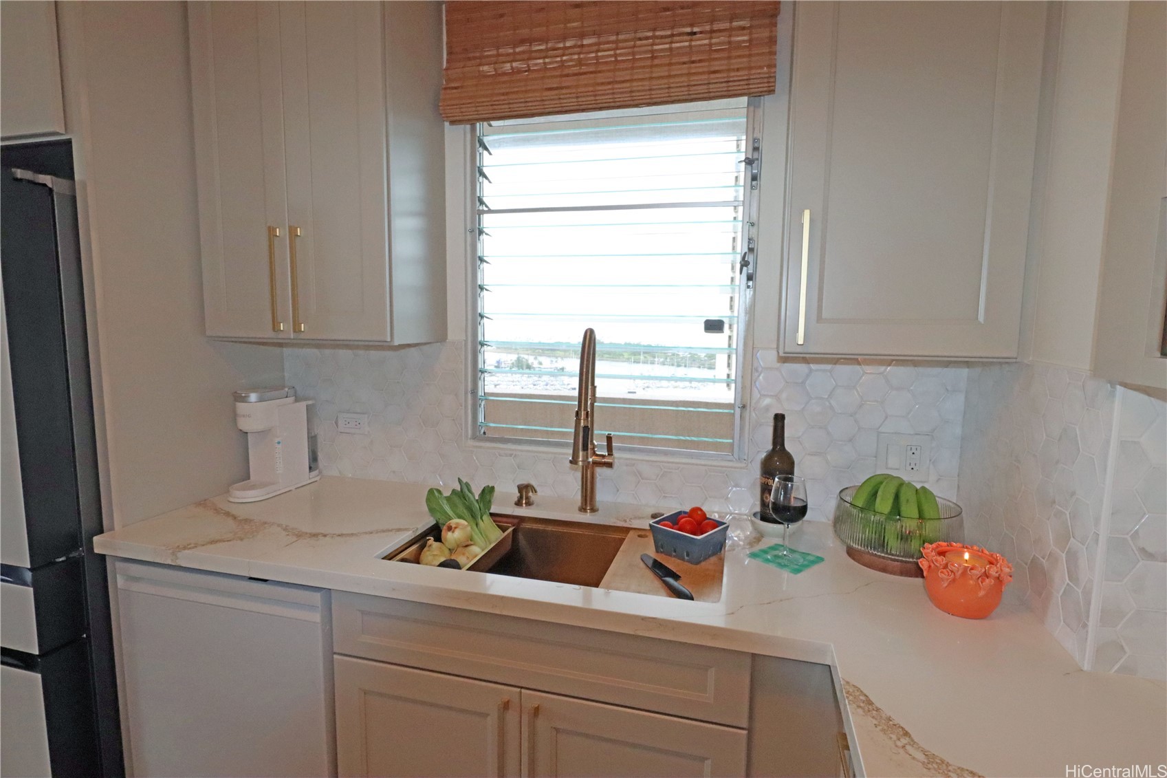 1848 Kahakai Drive 2208 Property Photo 9