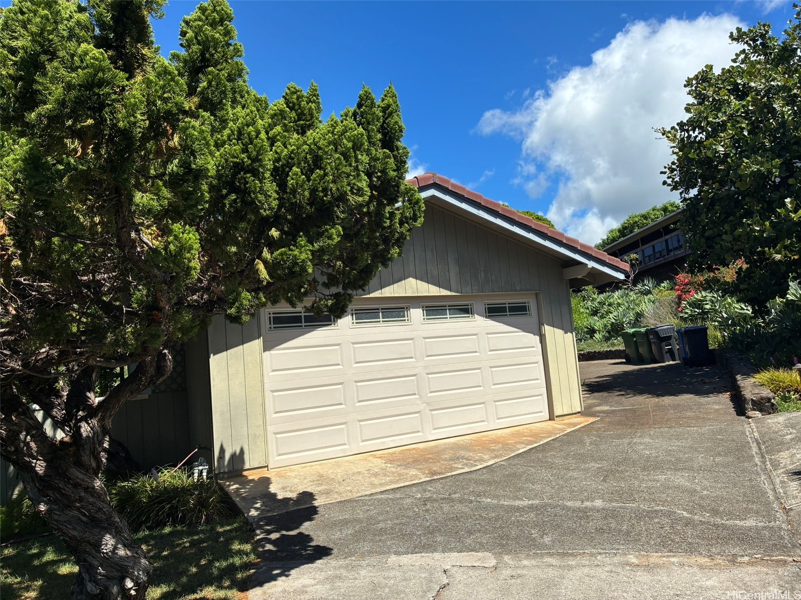 1708 Kumakani Loop Property Photo 3
