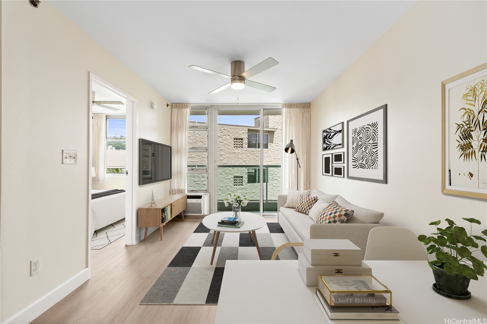 1448 Young Street 604 Property Photo 1
