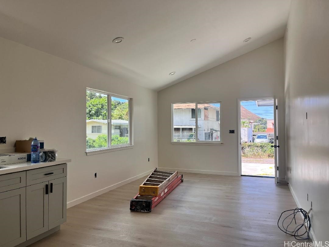 2453 Pauoa Road Property Photo 4