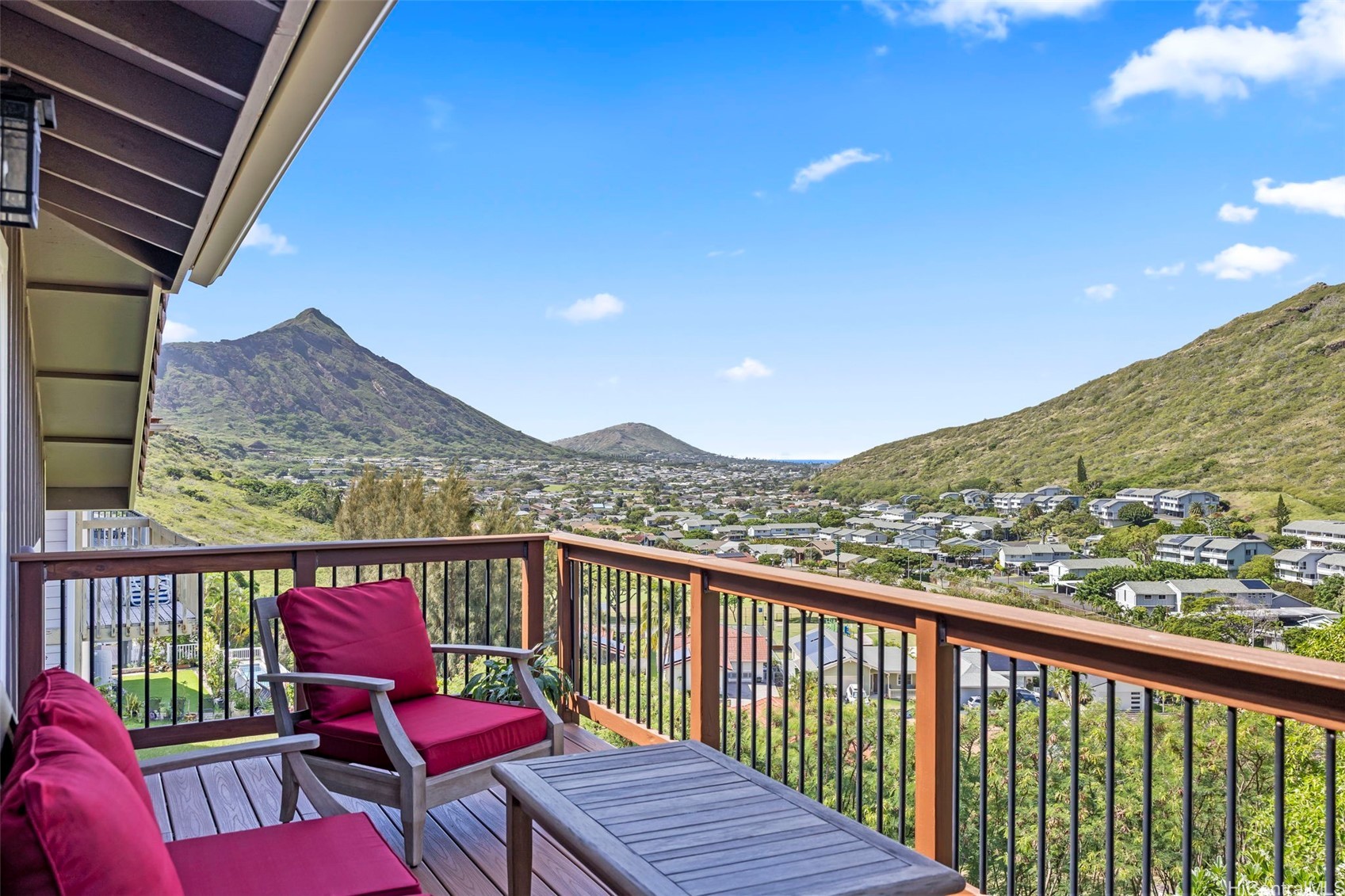 1465 Miloiki Street Property Photo 4