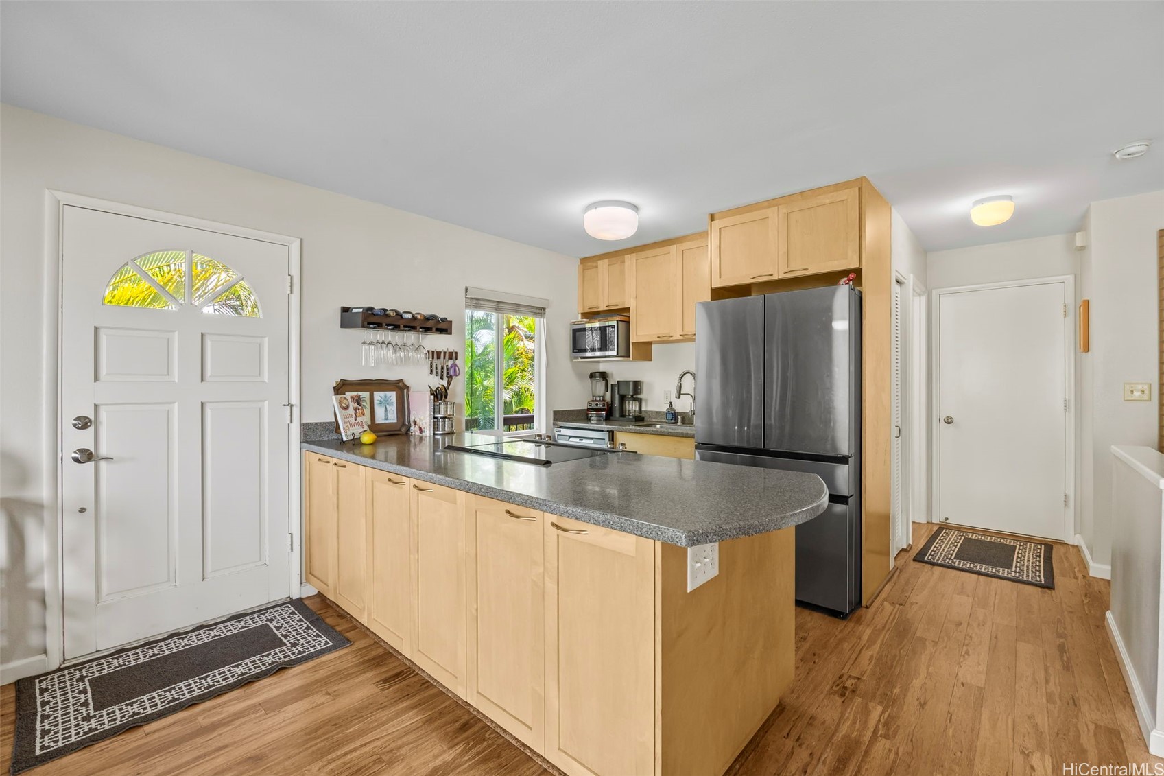 1465 Miloiki Street Property Photo 7