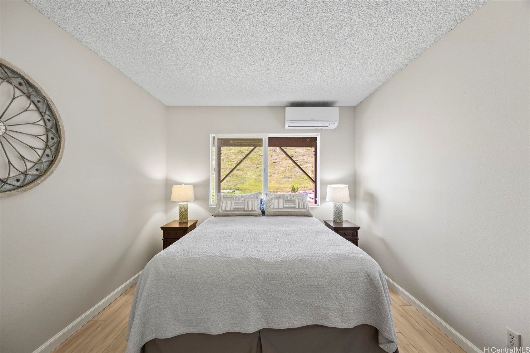 1465 Miloiki Street Property Photo 14