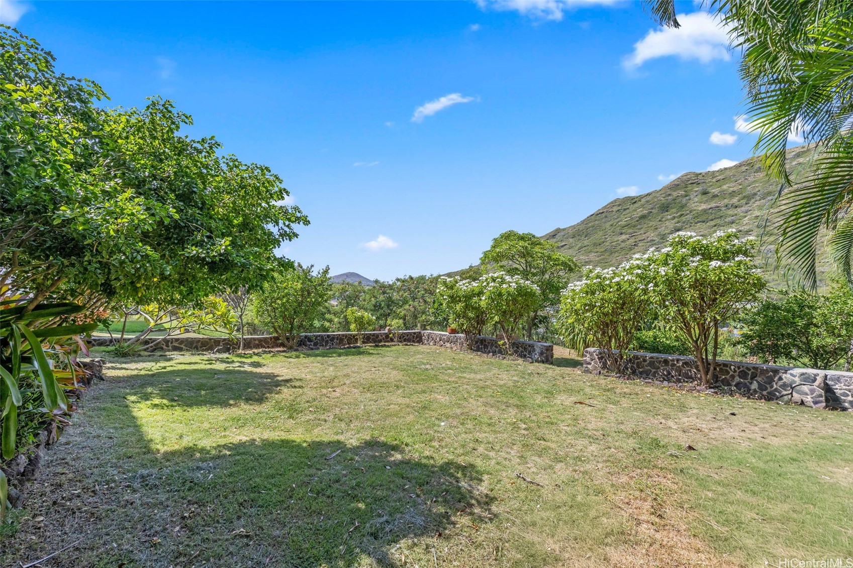 1465 Miloiki Street Property Photo 20