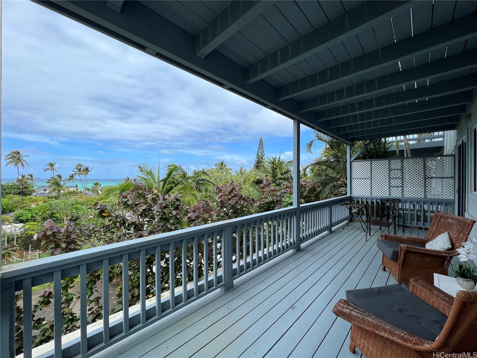 864 Aalapapa Drive Property Photo 10