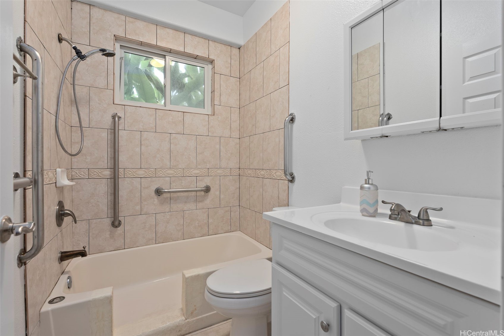 54-006 Kahikole Place Property Photo 5