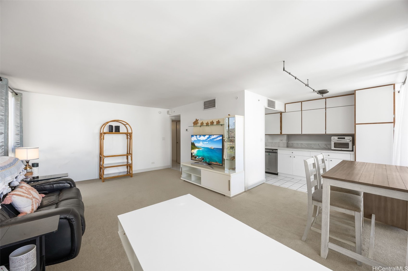 250 Ohua Avenue 9c Property Photo 11