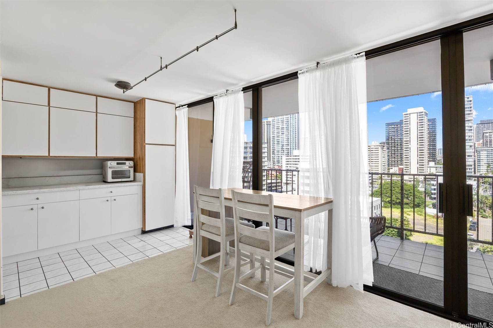 250 Ohua Avenue 9c Property Photo 12