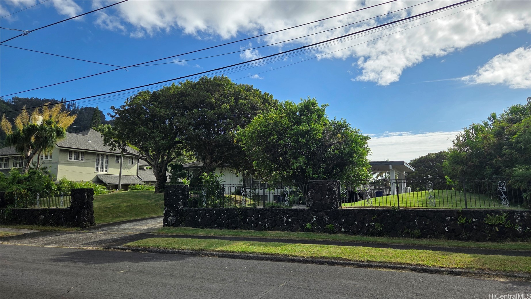 25 Wood Street Property Photo 2