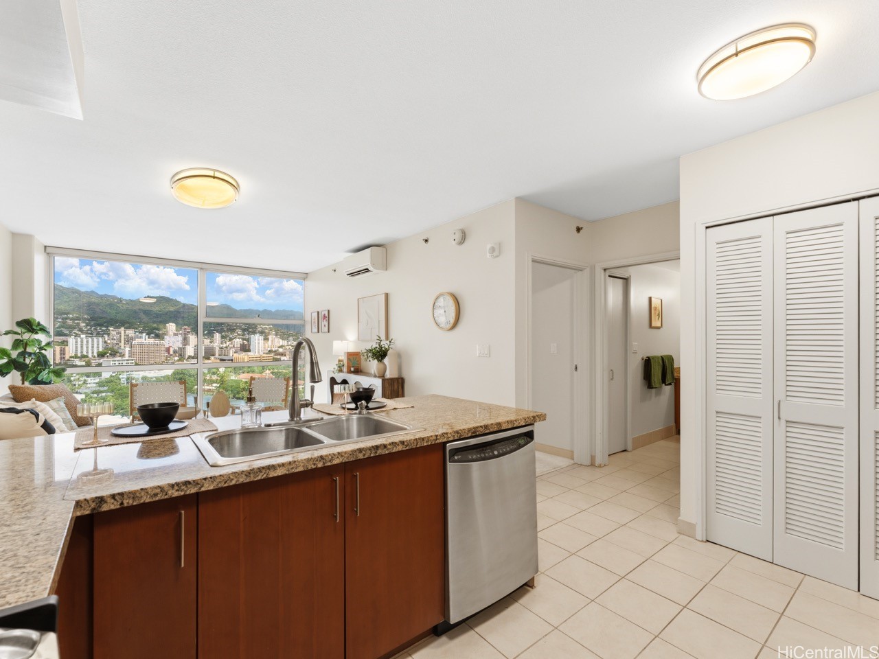 909 Kapiolani Boulevard 2105 Property Photo 10
