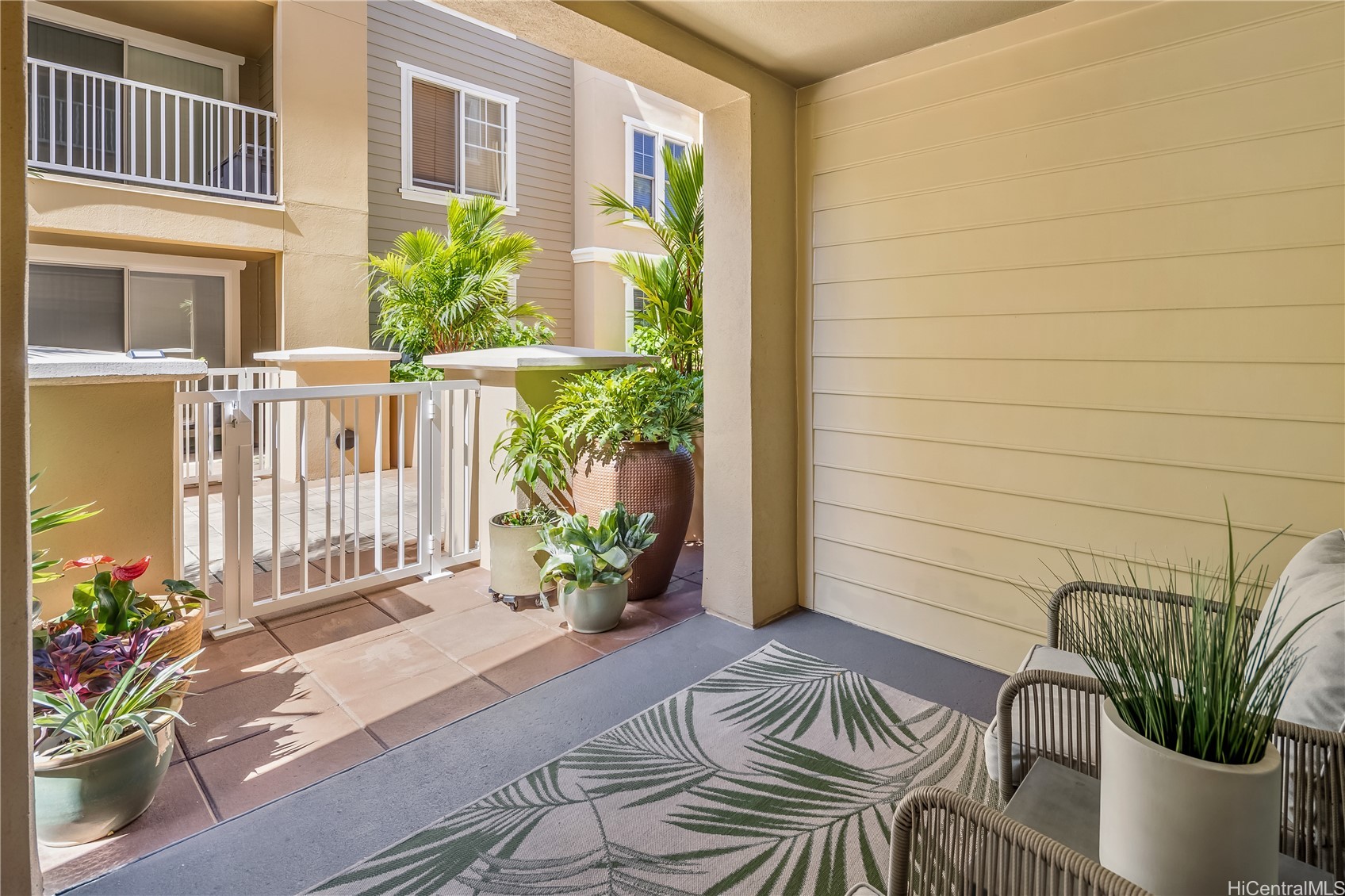 520 Lunalilo Home Road 6113 Property Photo 3