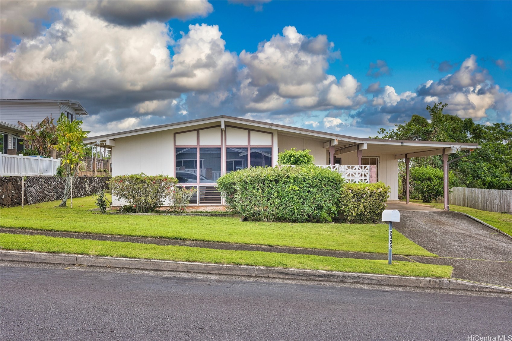 2333 Ahakapu Street Property Photo 1