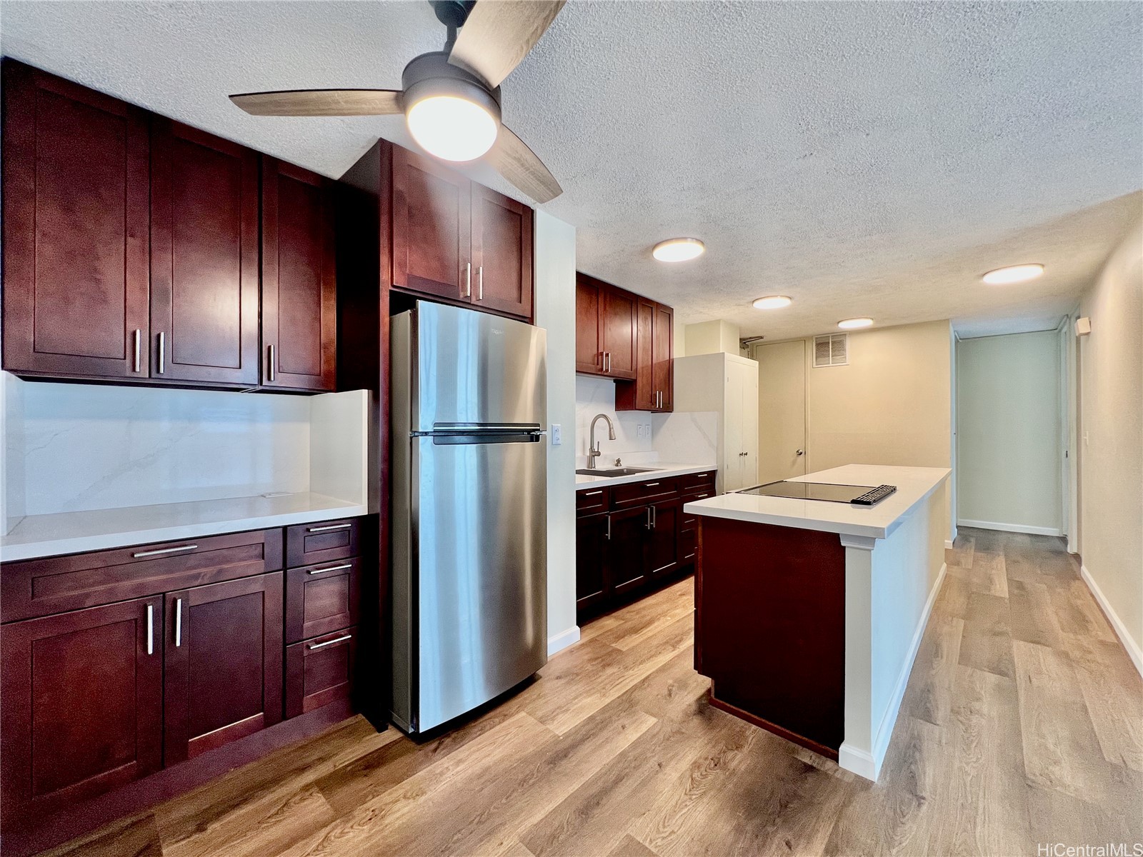 2415 Ala Wai Boulevard 1704 Property Photo 6