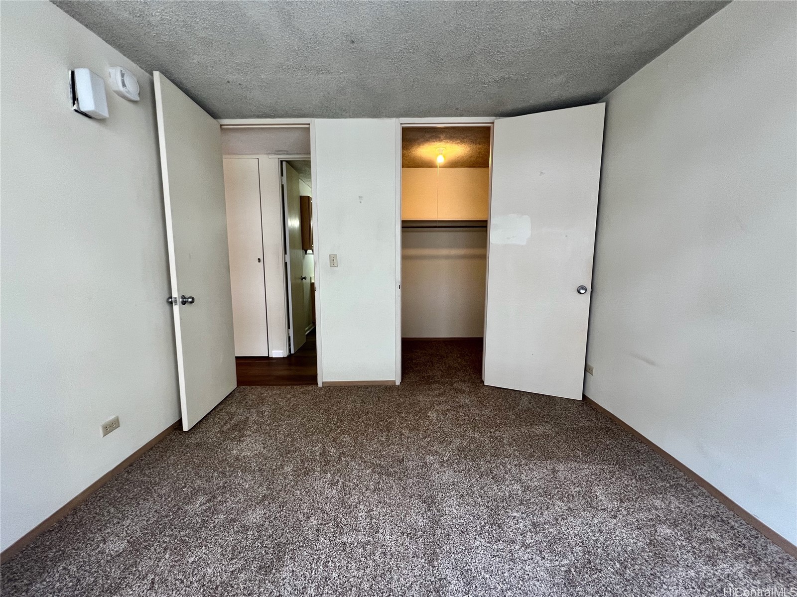 2415 Ala Wai Boulevard 1704 Property Photo 13