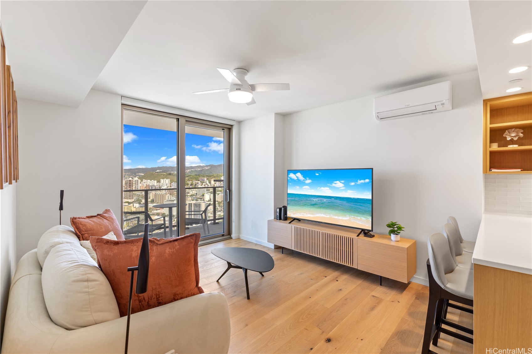 1388 Kapiolani Boulevard 4210 Property Photo 3