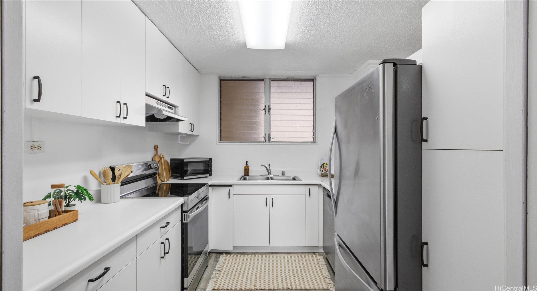 1717 Ala Wai Boulevard 303 Property Photo 13