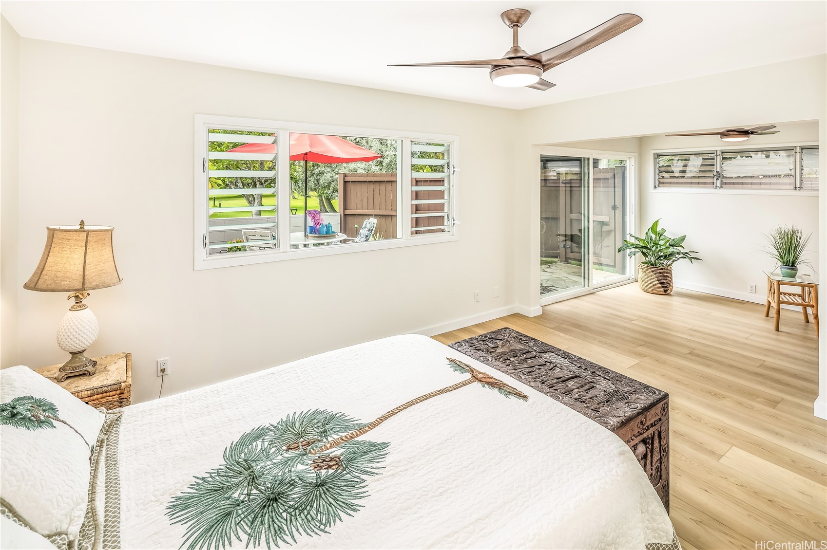 808 Koko Isle Circle 2201 Property Photo 7