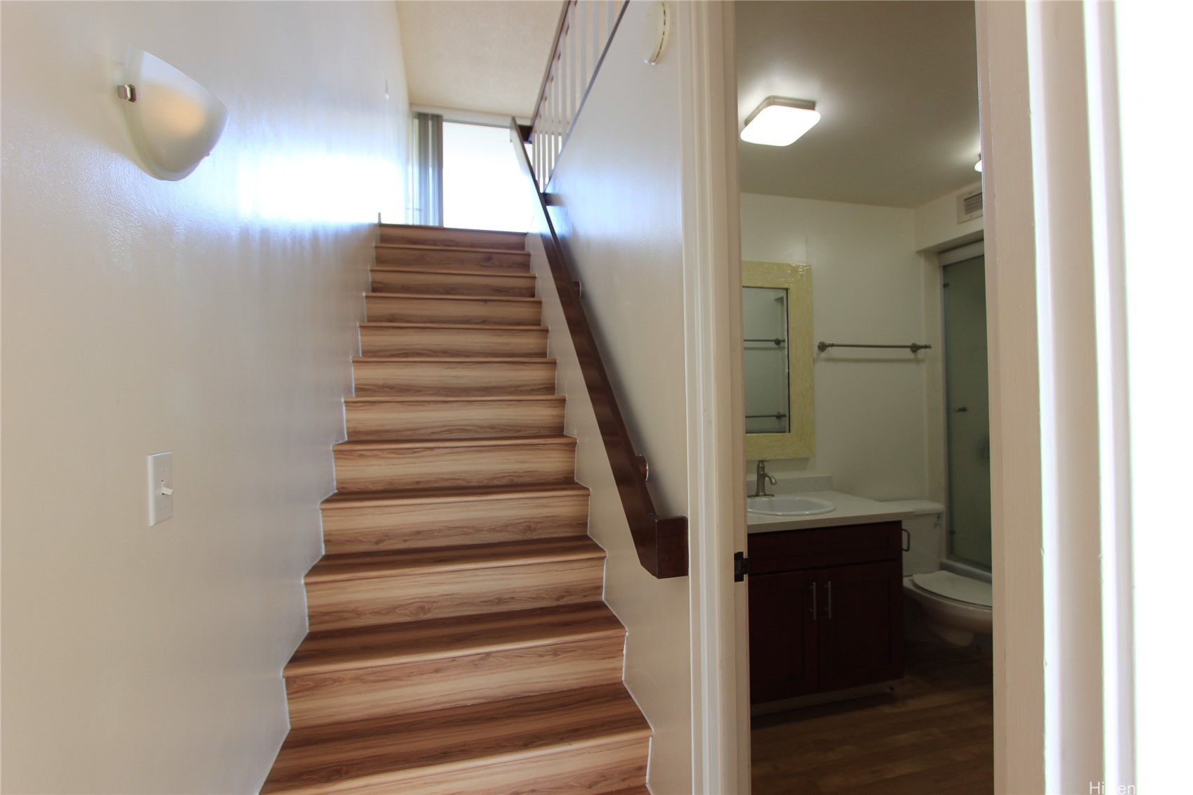 555 University Avenue 1207 Property Photo 10