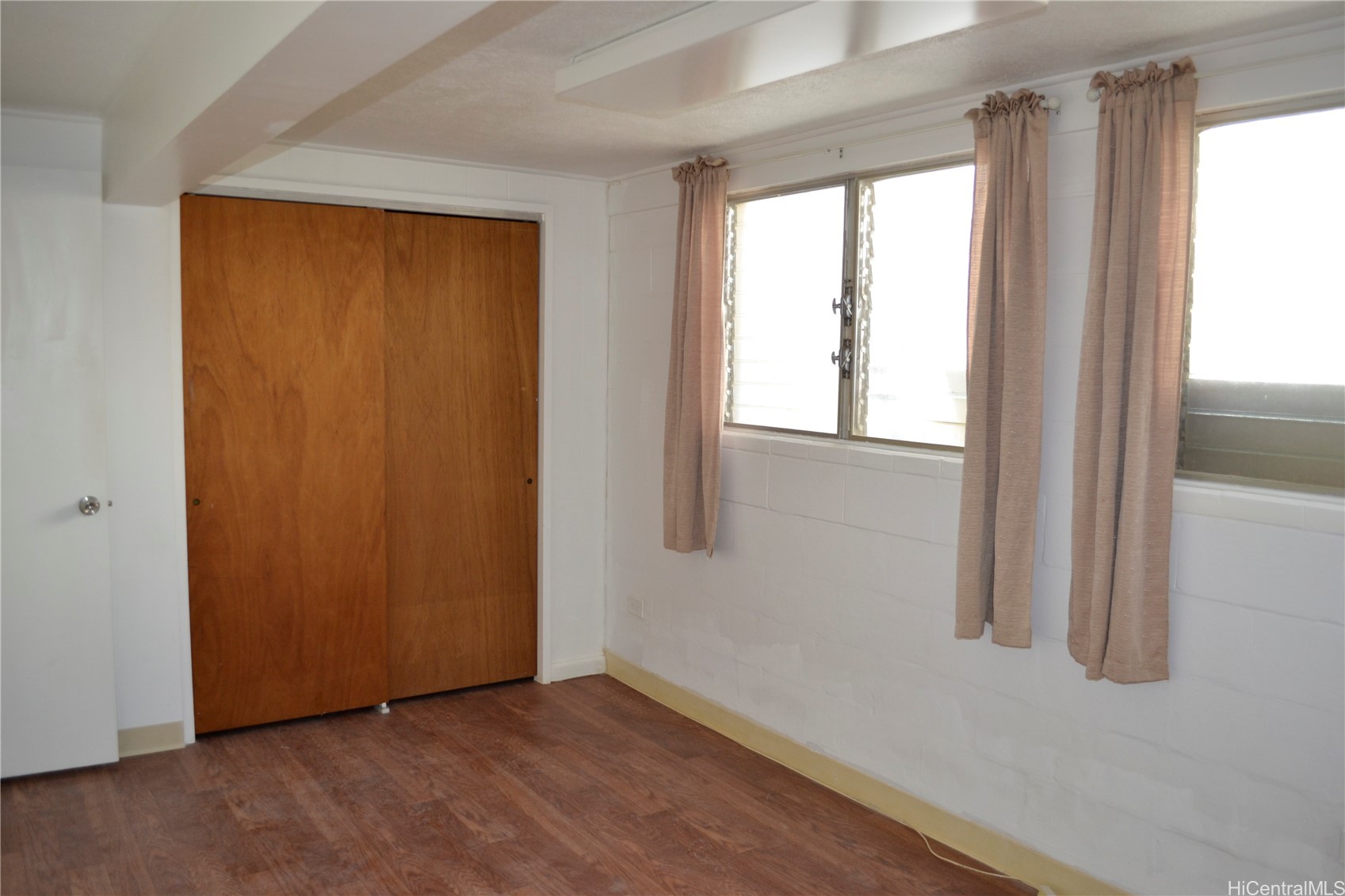 933 22nd Avenue Back Unit Property Photo 15