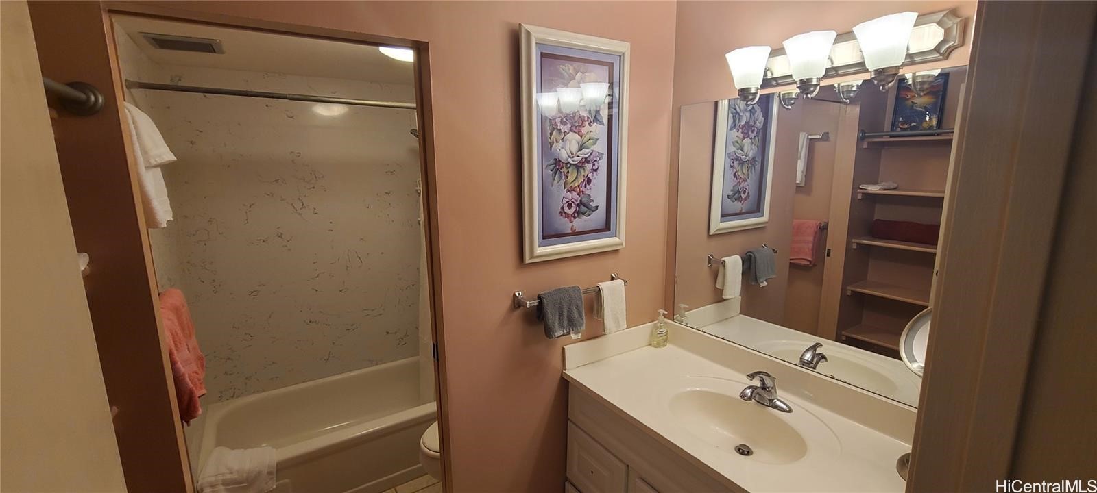 2410 E Cleghorn Street 1504 Property Photo 16