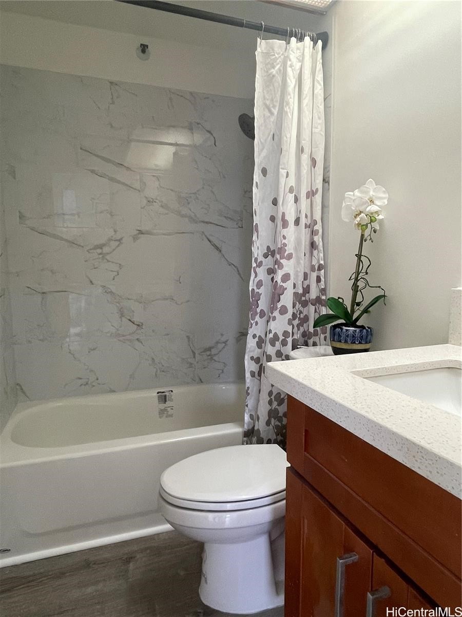 2724 Kahoaloha Lane 1801 Property Photo 9