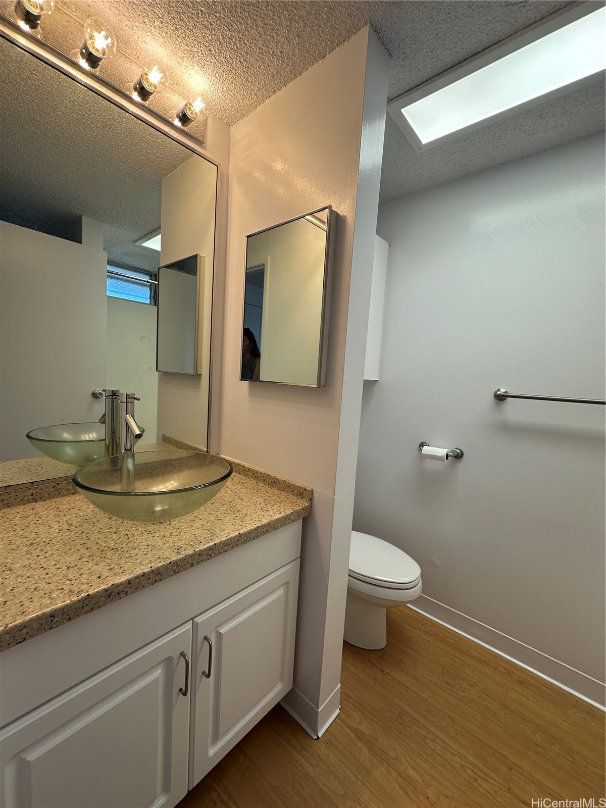 2542 Date Street 1004 Property Photo 5