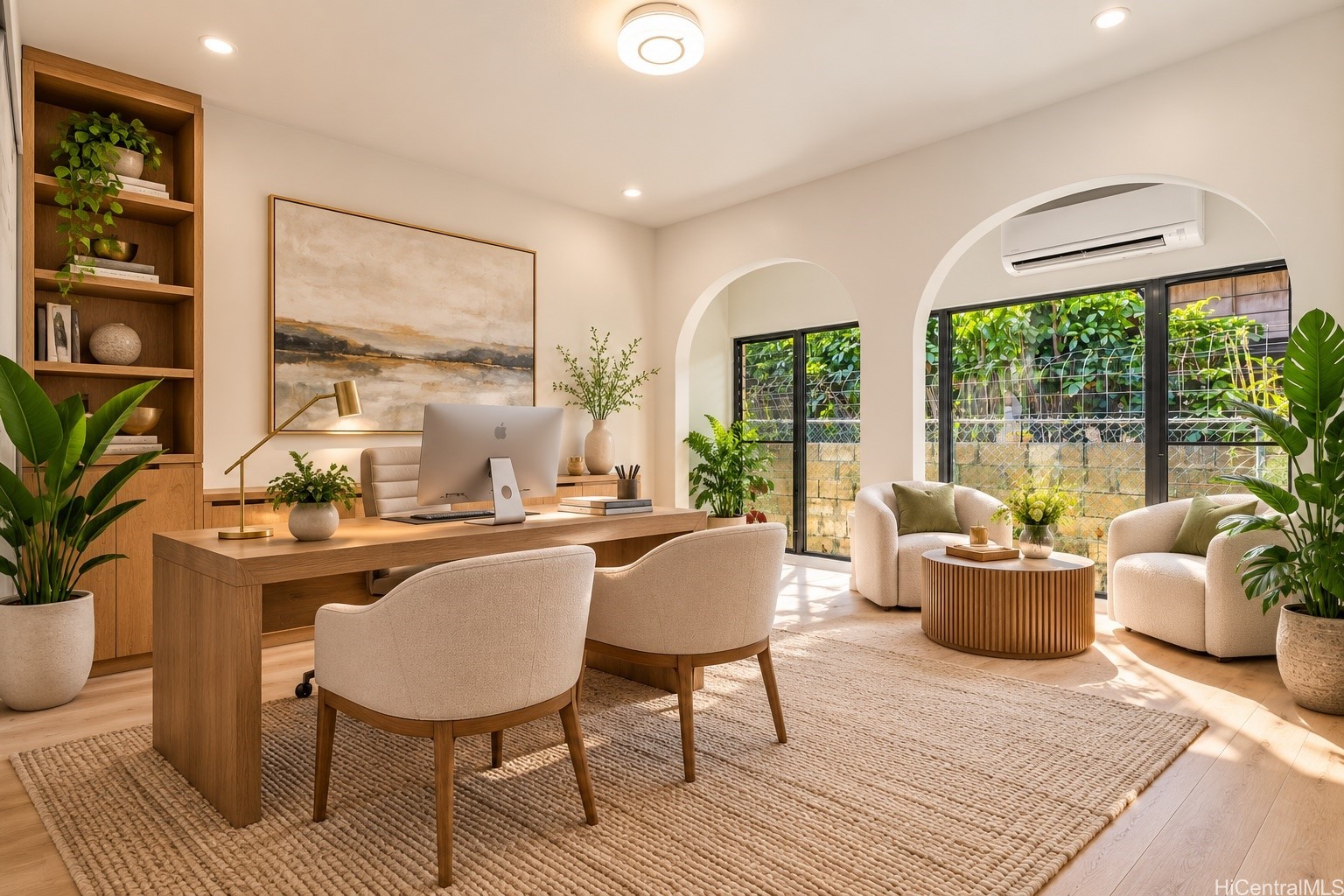 677 Hunalewa Street Property Photo 13