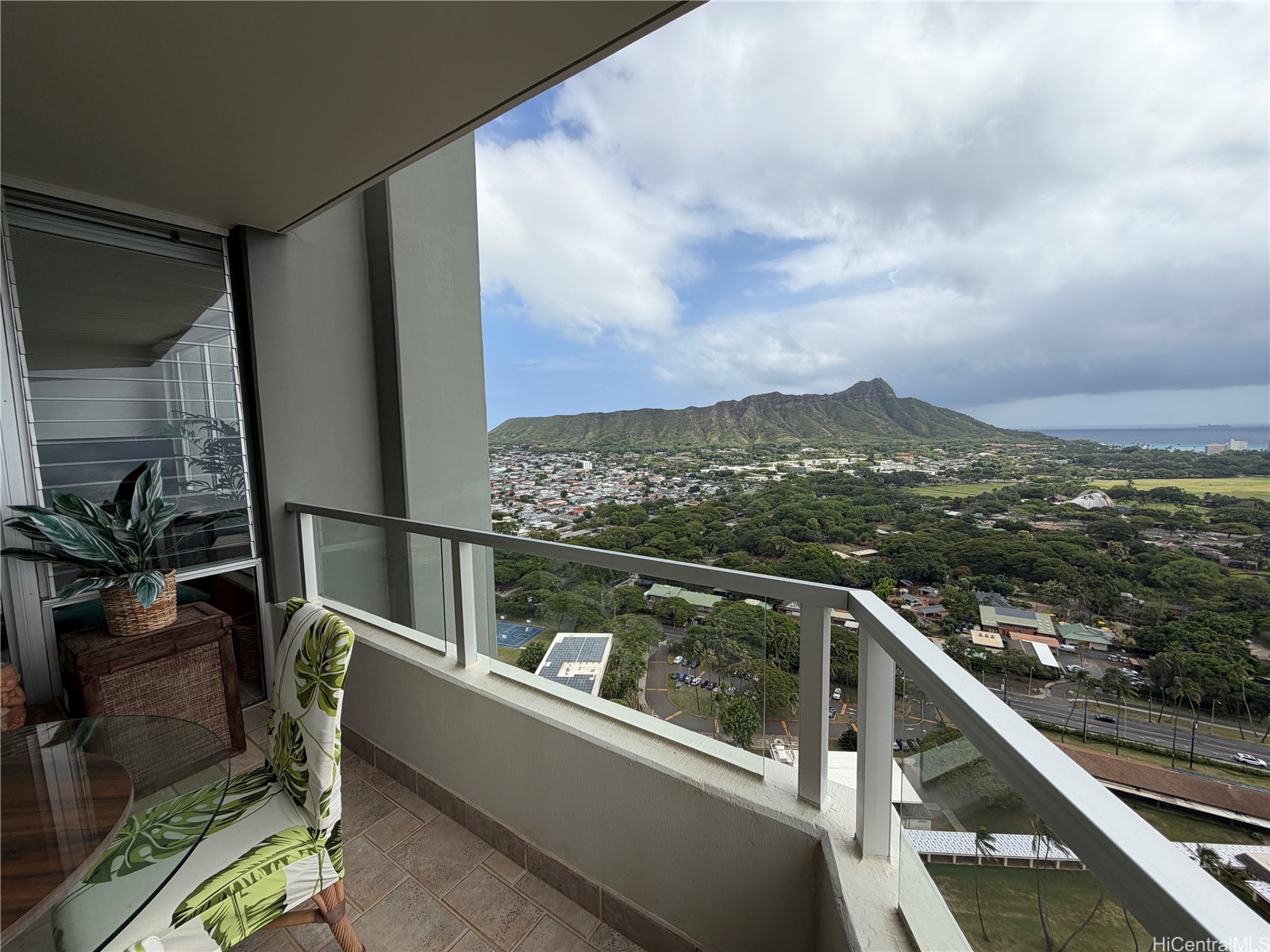 2600 Pualani Way 3302 Property Photo 1