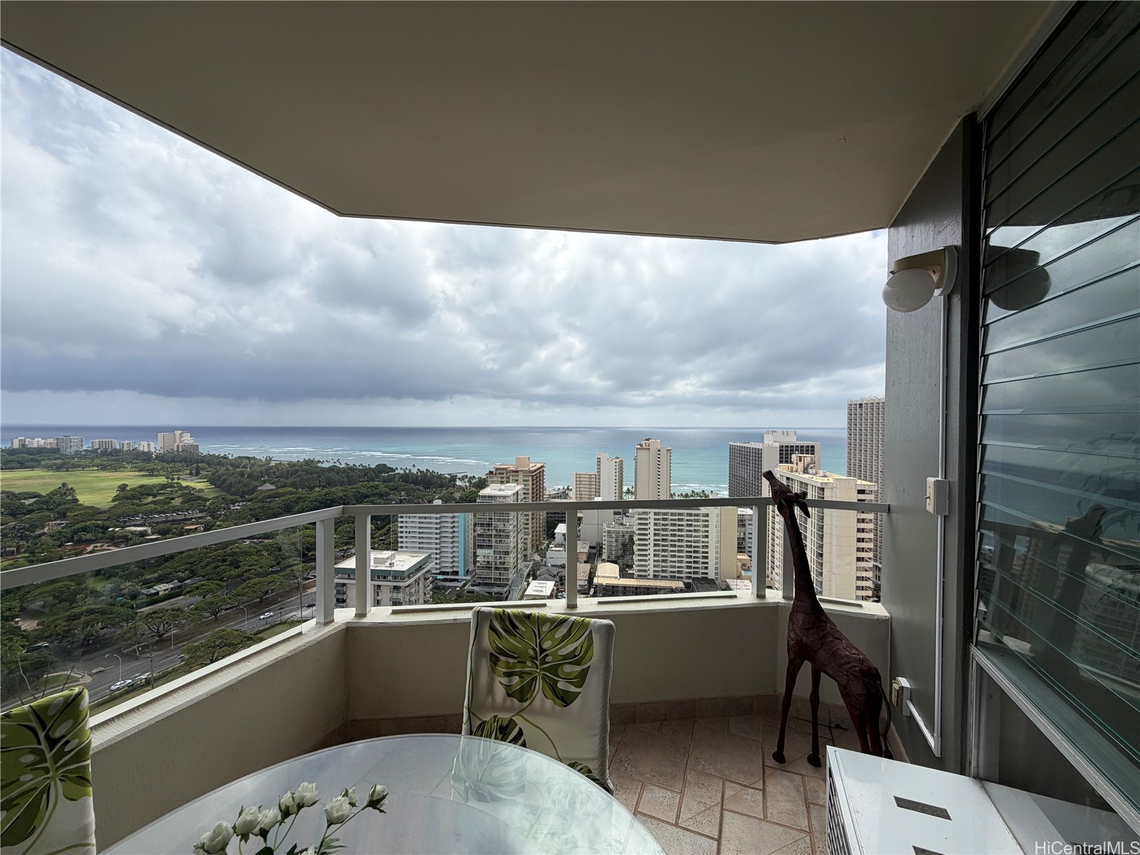 2600 Pualani Way 3302 Property Photo 10