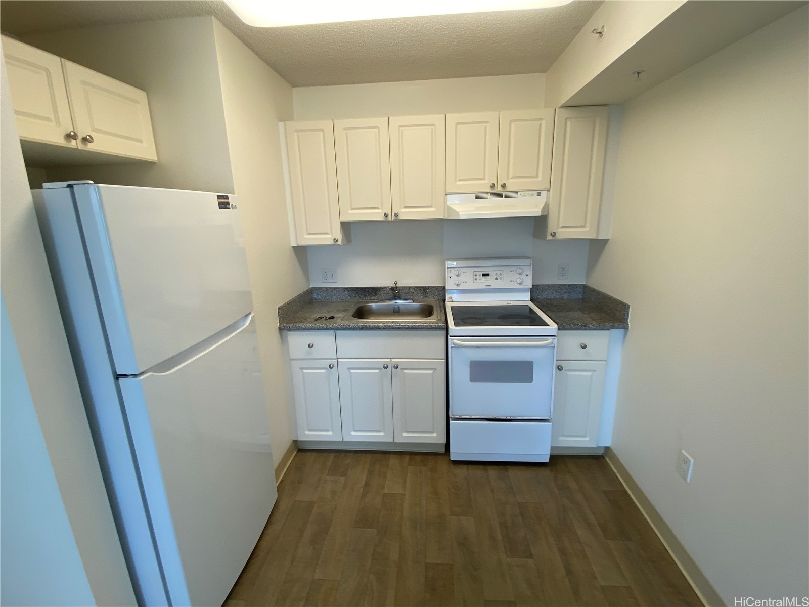 801 South Street 2205 Property Photo 1