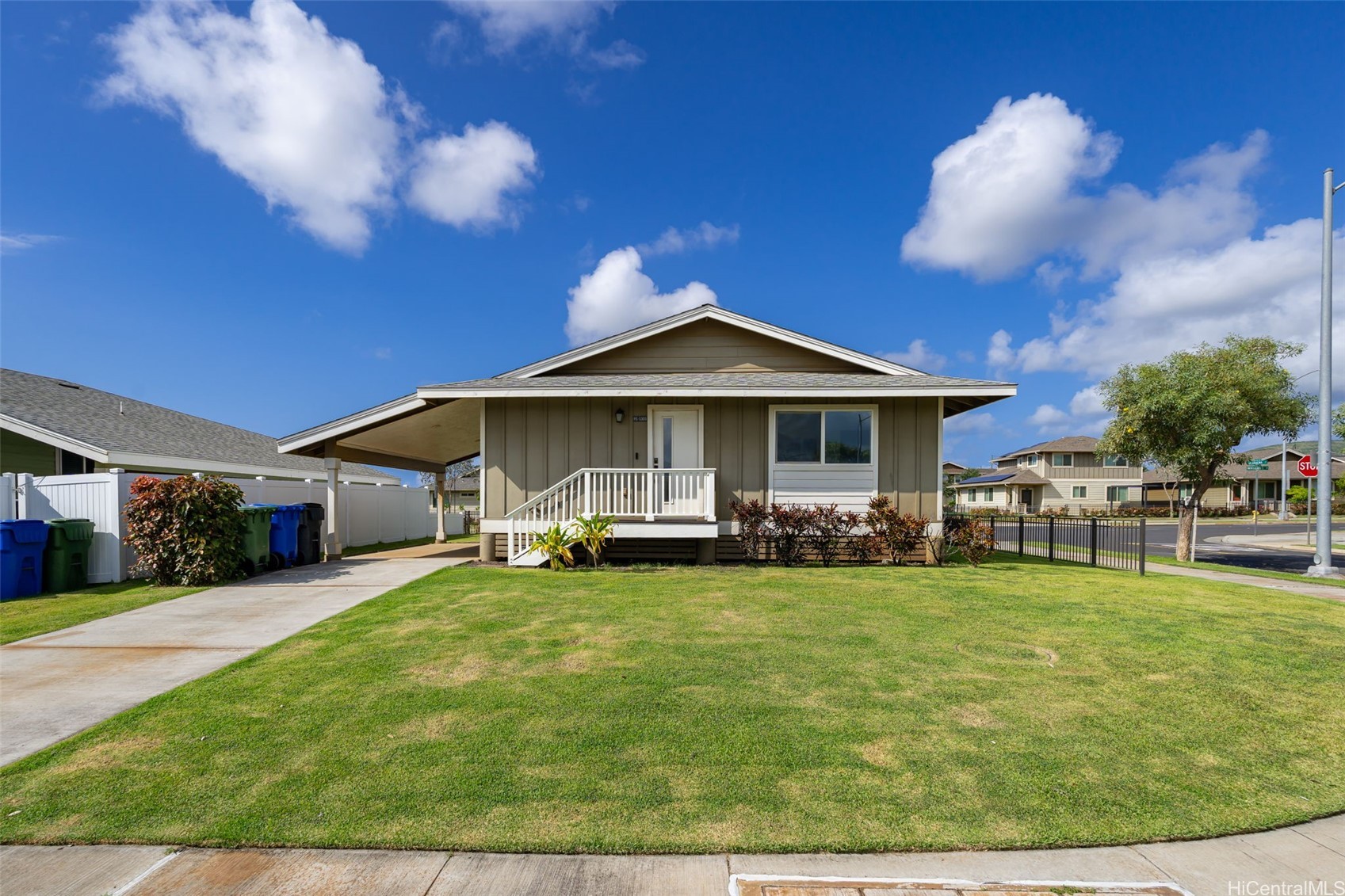 91-1301 Hoomahua Street Property Photo 1