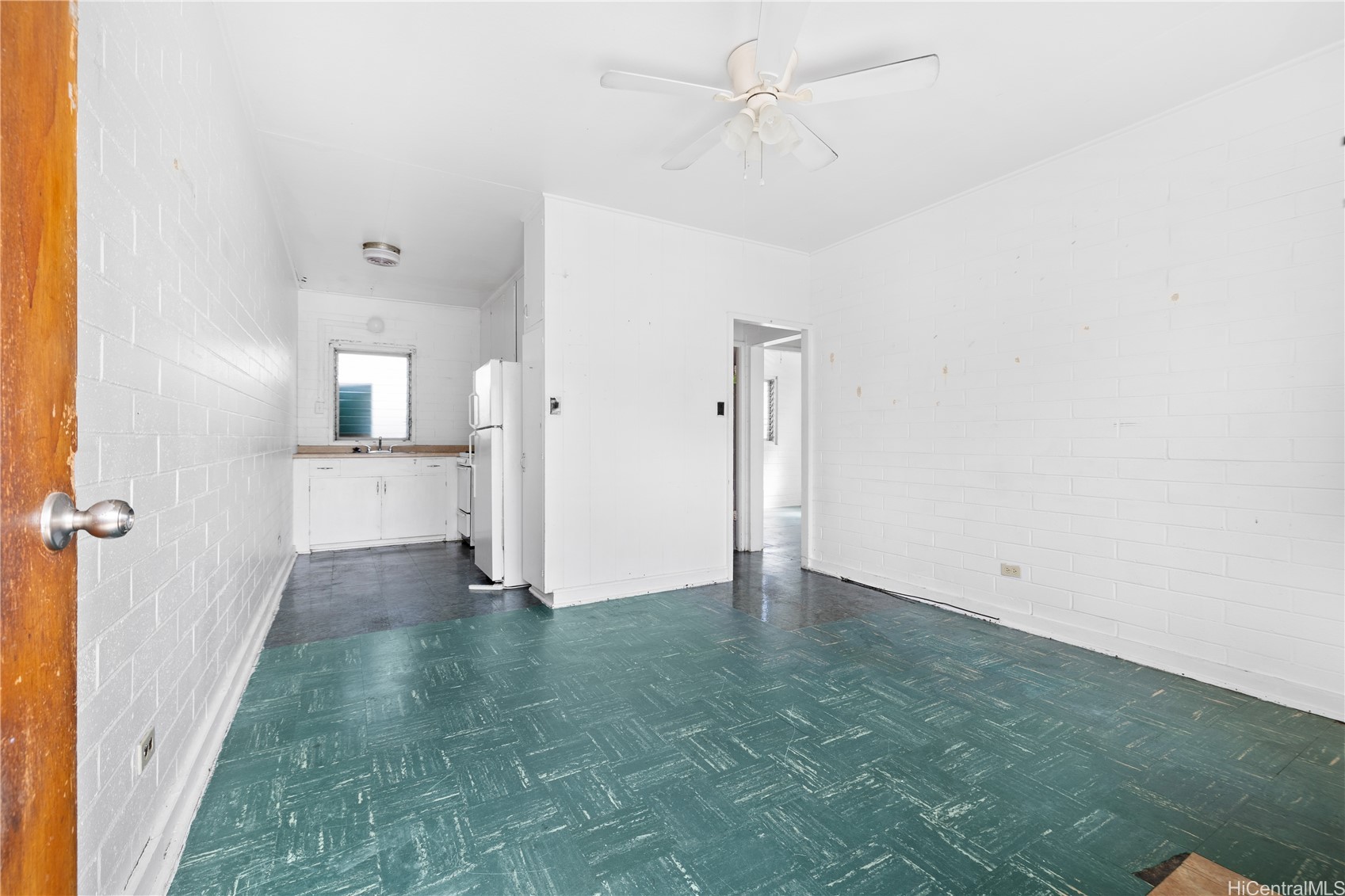 1225 Rycroft Street Property Photo 15