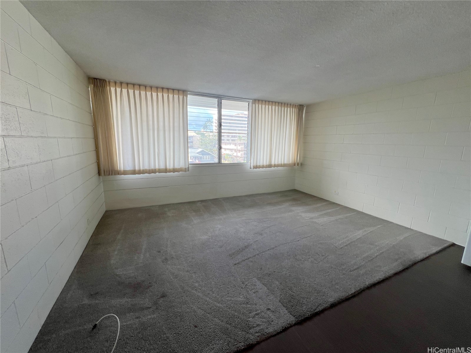 1550 Wilder Avenue B401 Property Photo 3