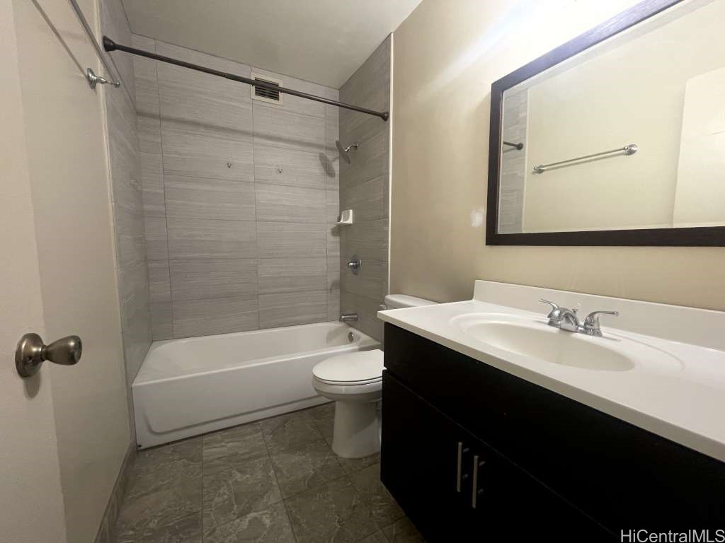 739 Hausten Street 802 Property Photo 9