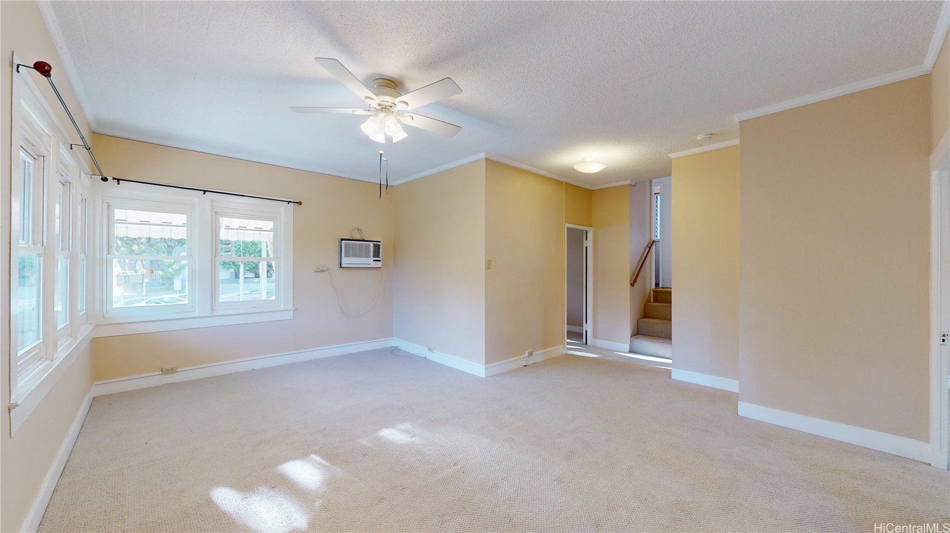 908 Kinau Street Property Photo 6