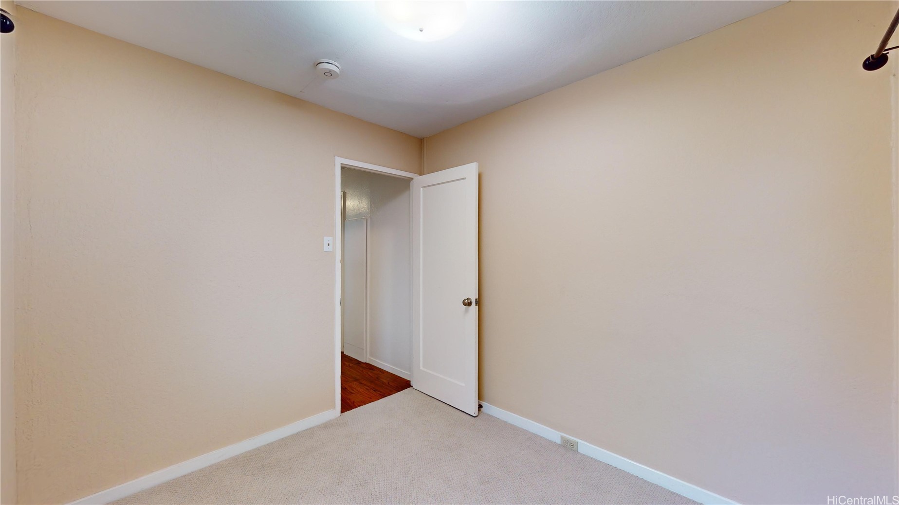 908 Kinau Street Property Photo 18