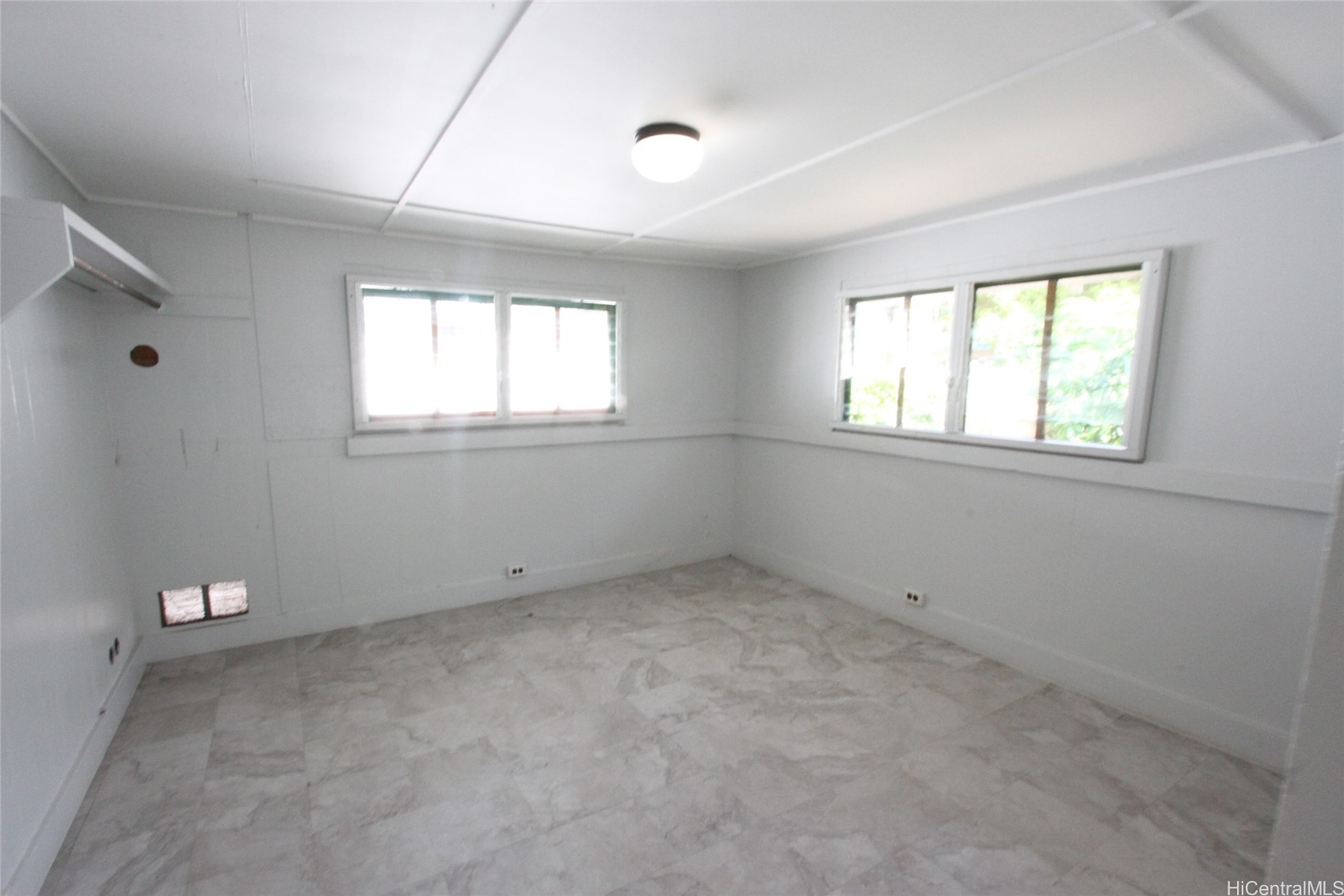 1030 16th Avenue Back Property Photo 3