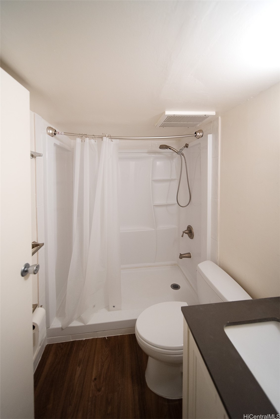 1250 Richard Lane 306 Property Photo 7