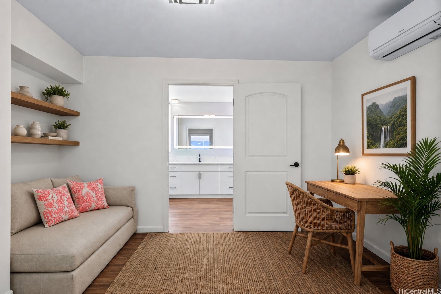 555 University Avenue 1 Property Photo 19
