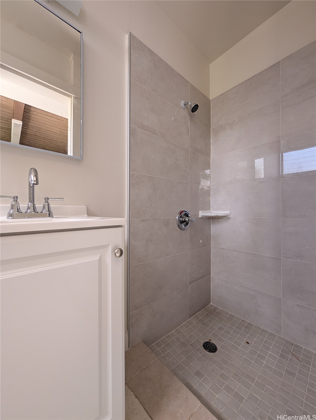 4904 Kilauea Avenue 2 Property Photo 8
