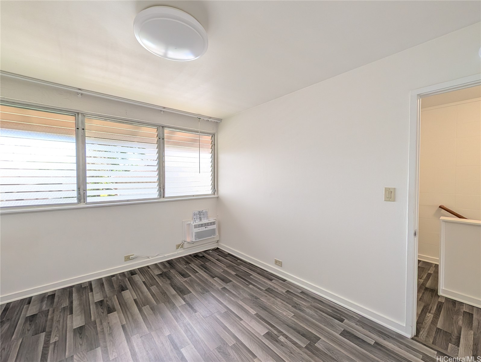 4904 Kilauea Avenue 2 Property Photo 13