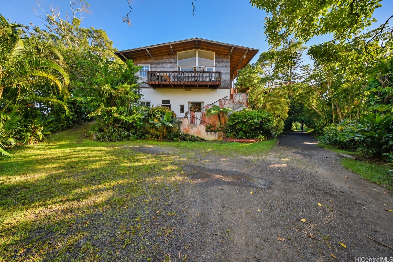 3955 Round Top Drive Property Photo 6