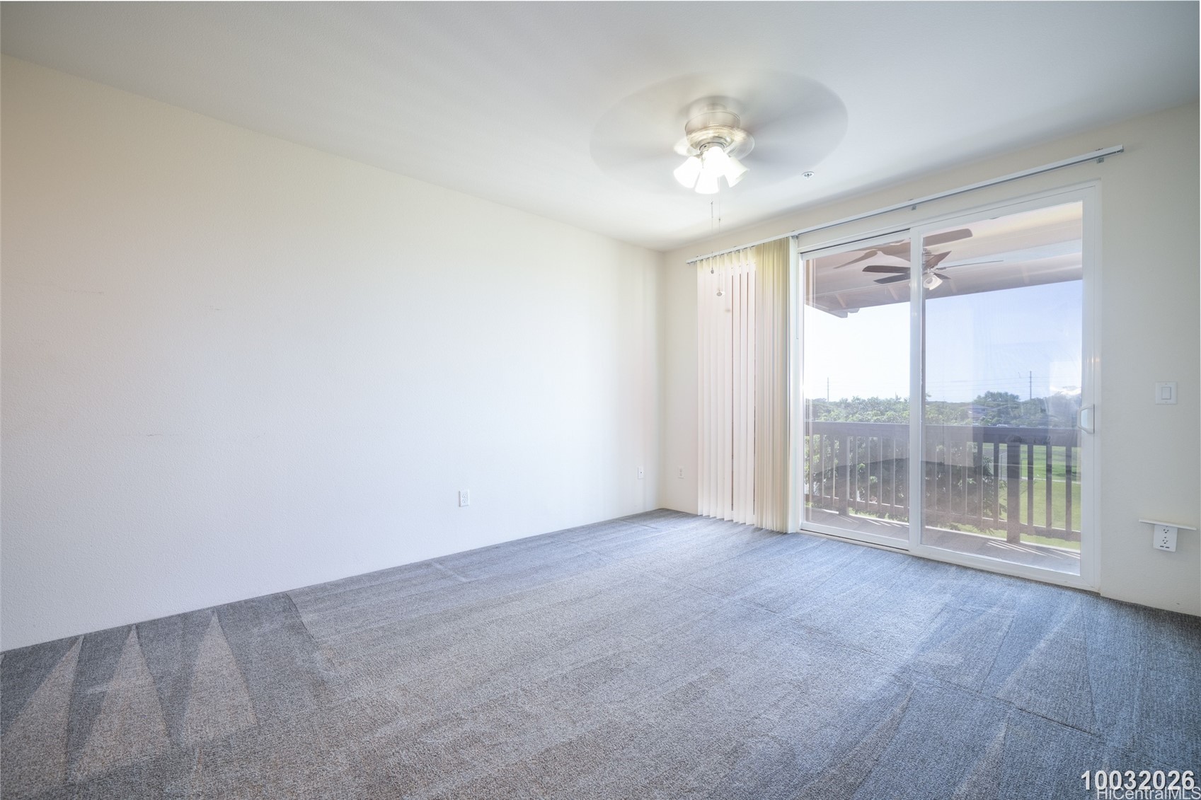1020 Kakala Street 821 Property Photo 5