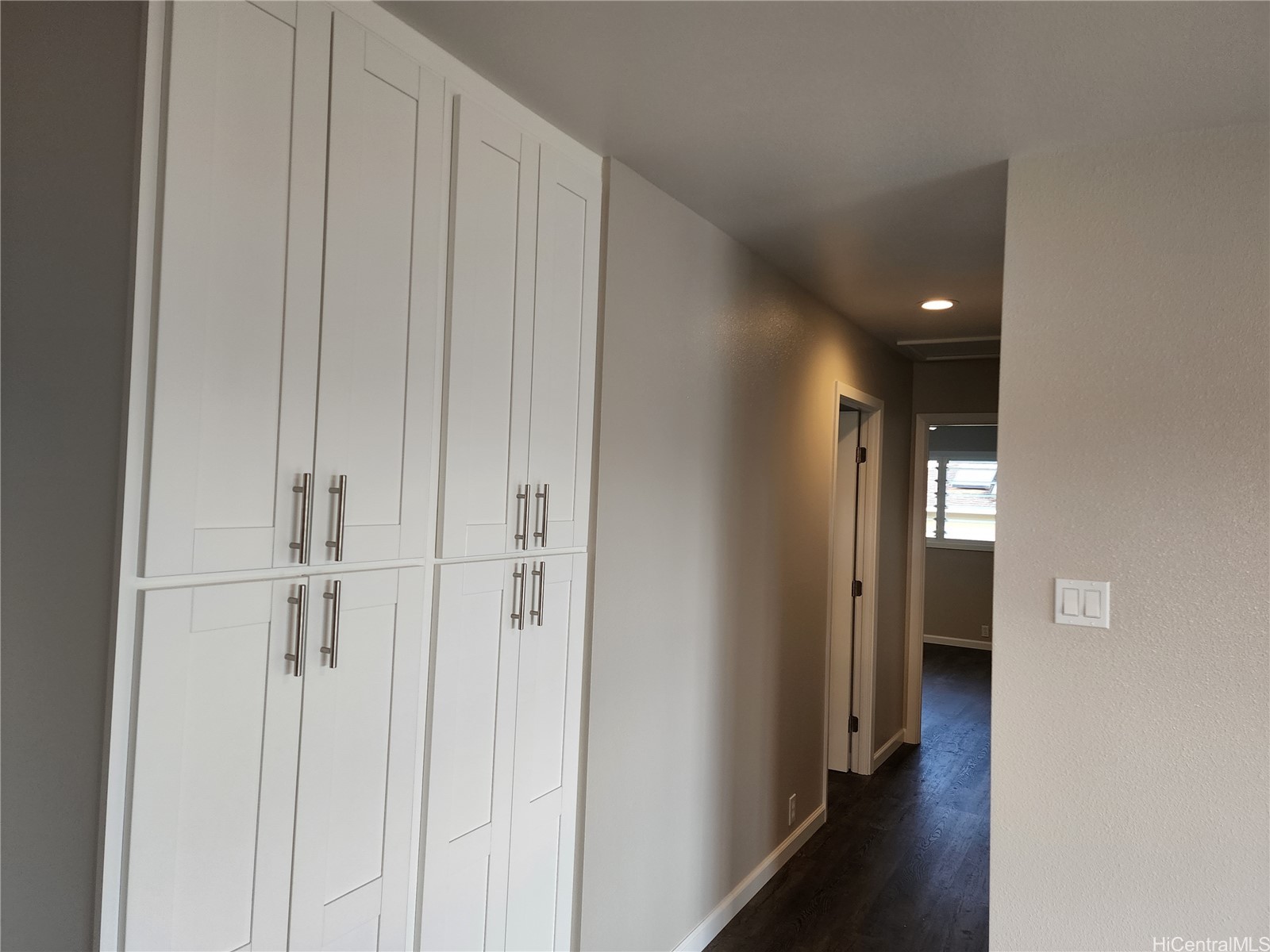 622 Hooulu Street Property Photo 8
