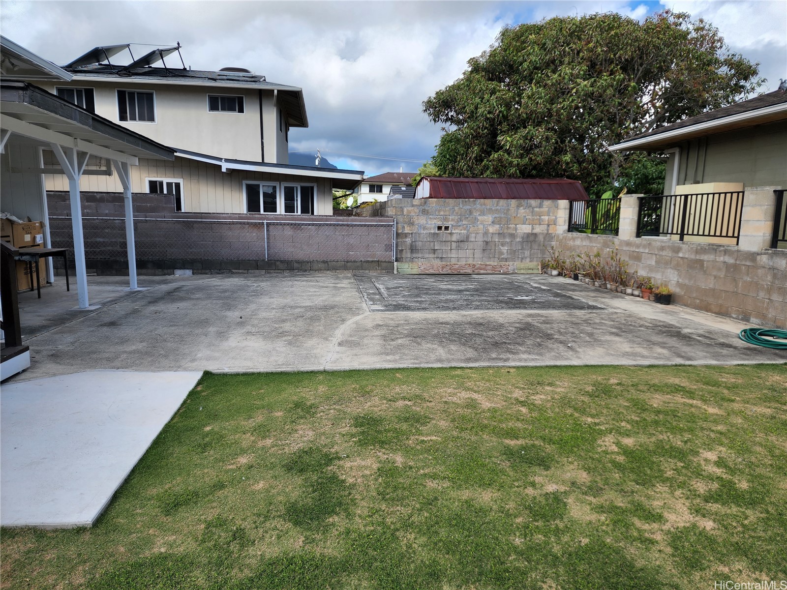 622 Hooulu Street Property Photo 14