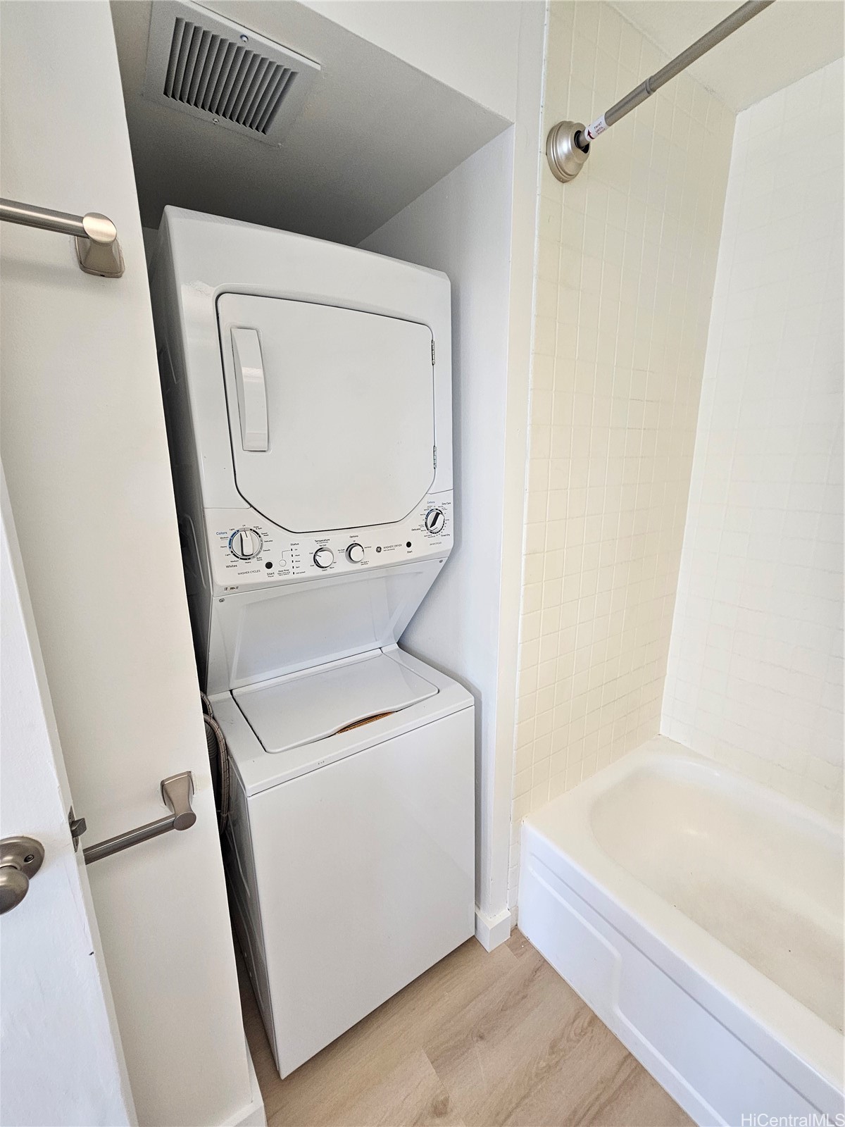 55 S Judd Street 1506 Property Photo 8