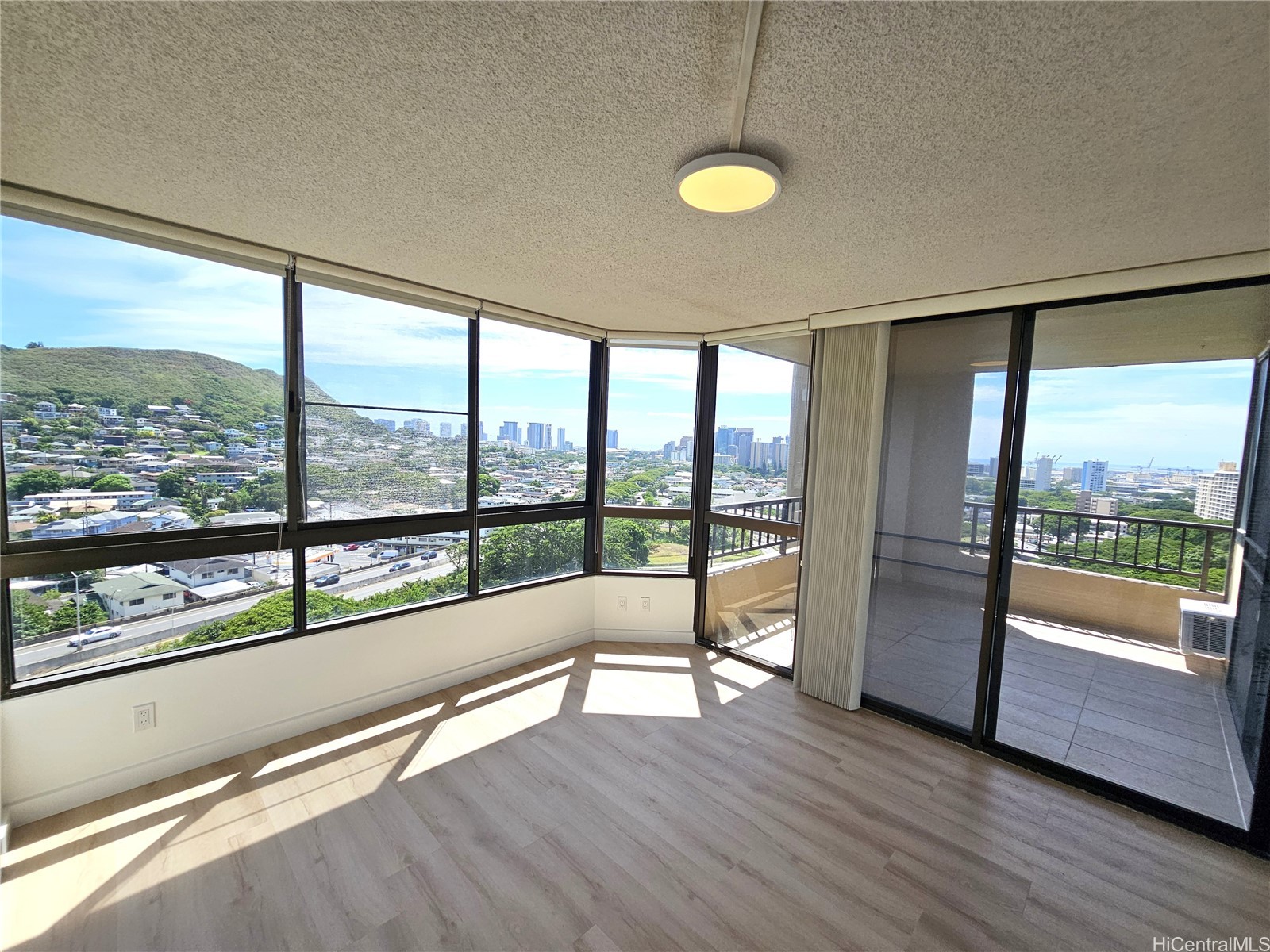 55 S Judd Street 1506 Property Photo 9