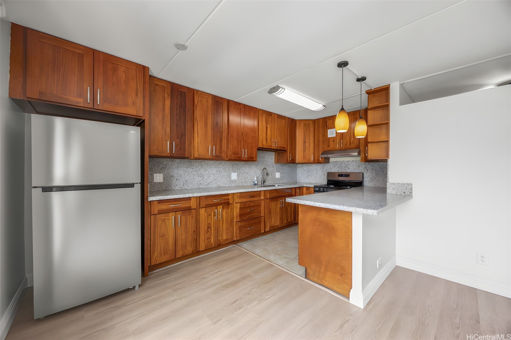 910 Ahana Street 201 Property Photo 1