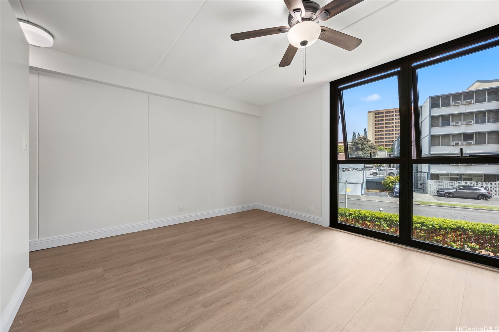 910 Ahana Street 201 Property Photo 4